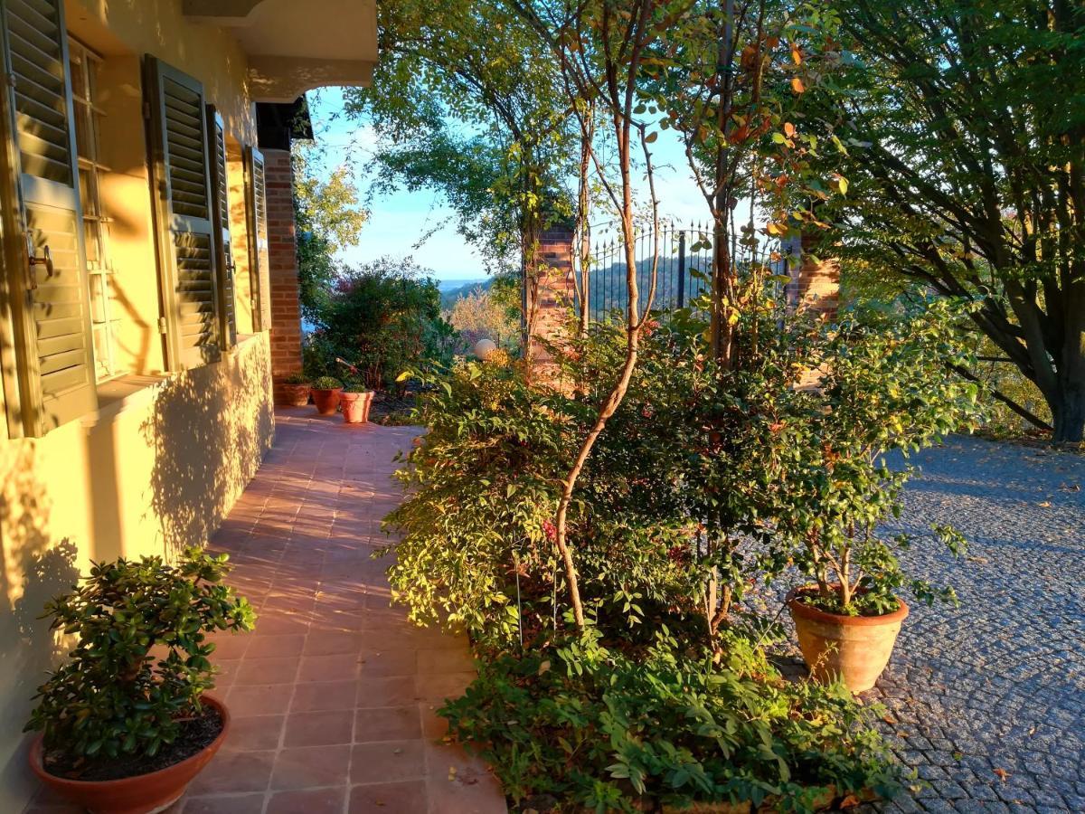 Sotto La Luna Bruna B&B Cocconato Exterior photo
